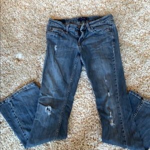 Size 3 medium Levi’s
